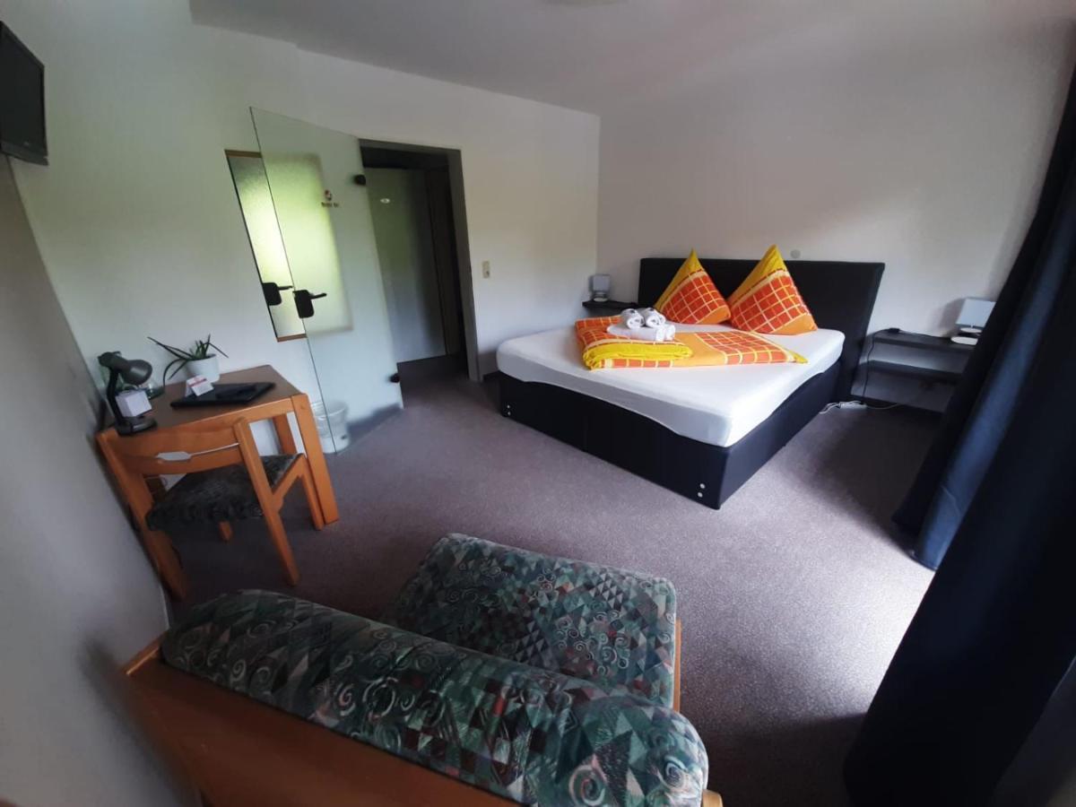 Landhotel Weisses Roess'L Adorf Esterno foto