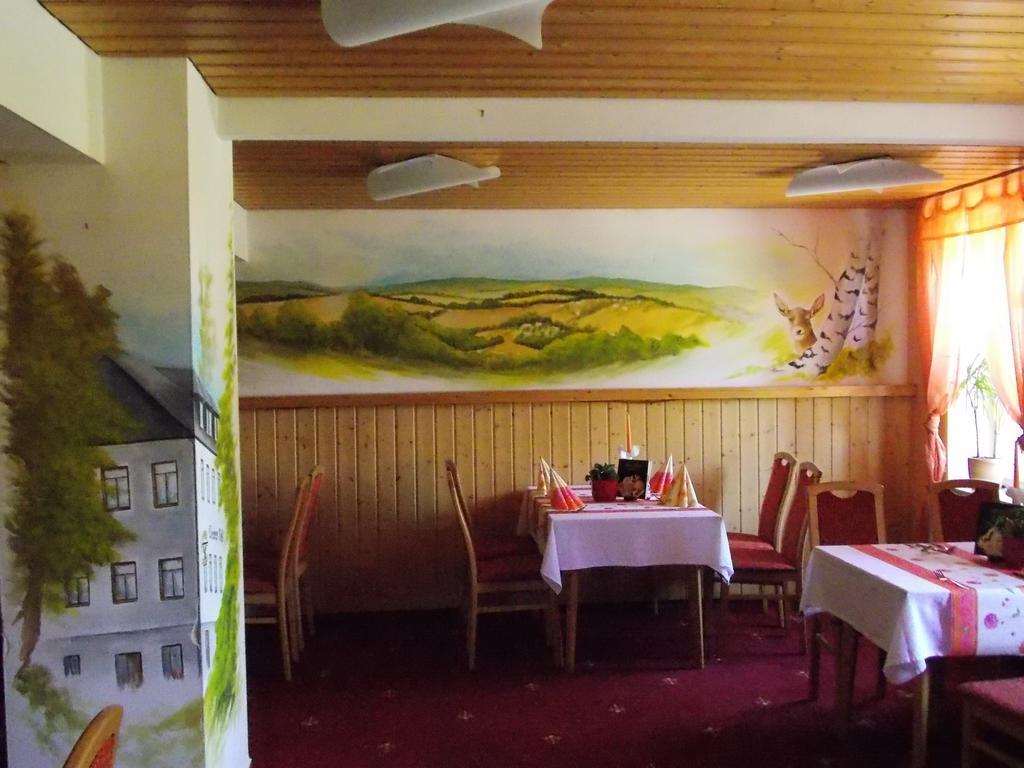 Landhotel Weisses Roess'L Adorf Esterno foto