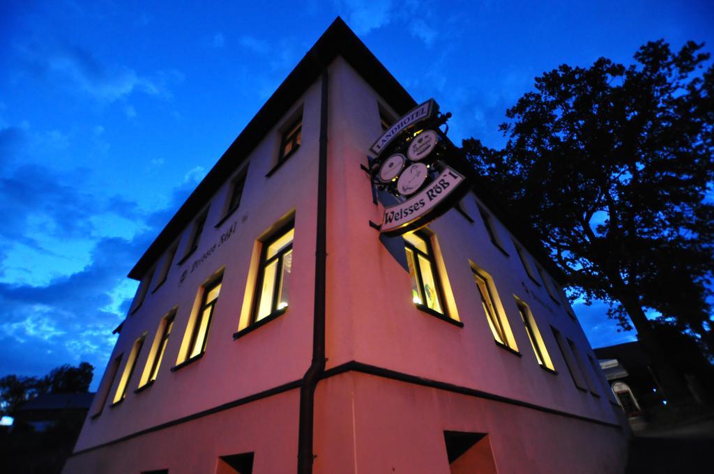 Landhotel Weisses Roess'L Adorf Esterno foto