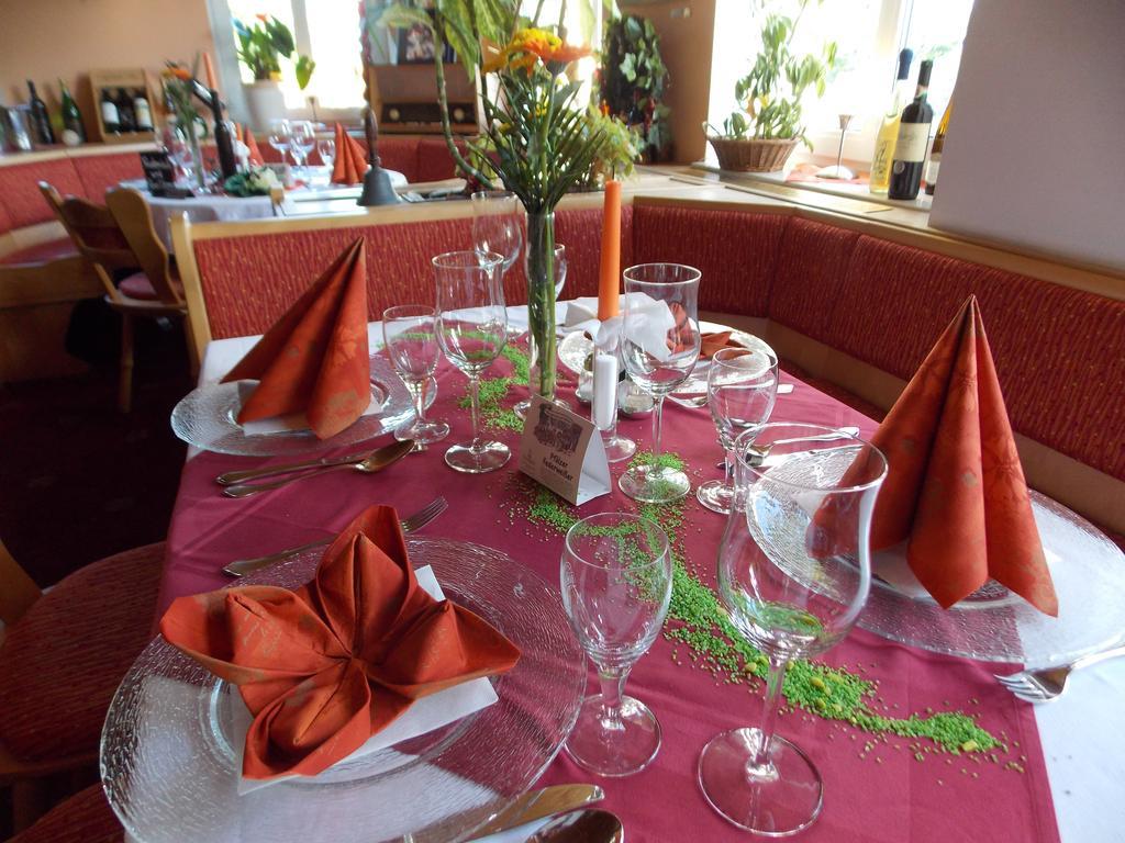 Landhotel Weisses Roess'L Adorf Esterno foto